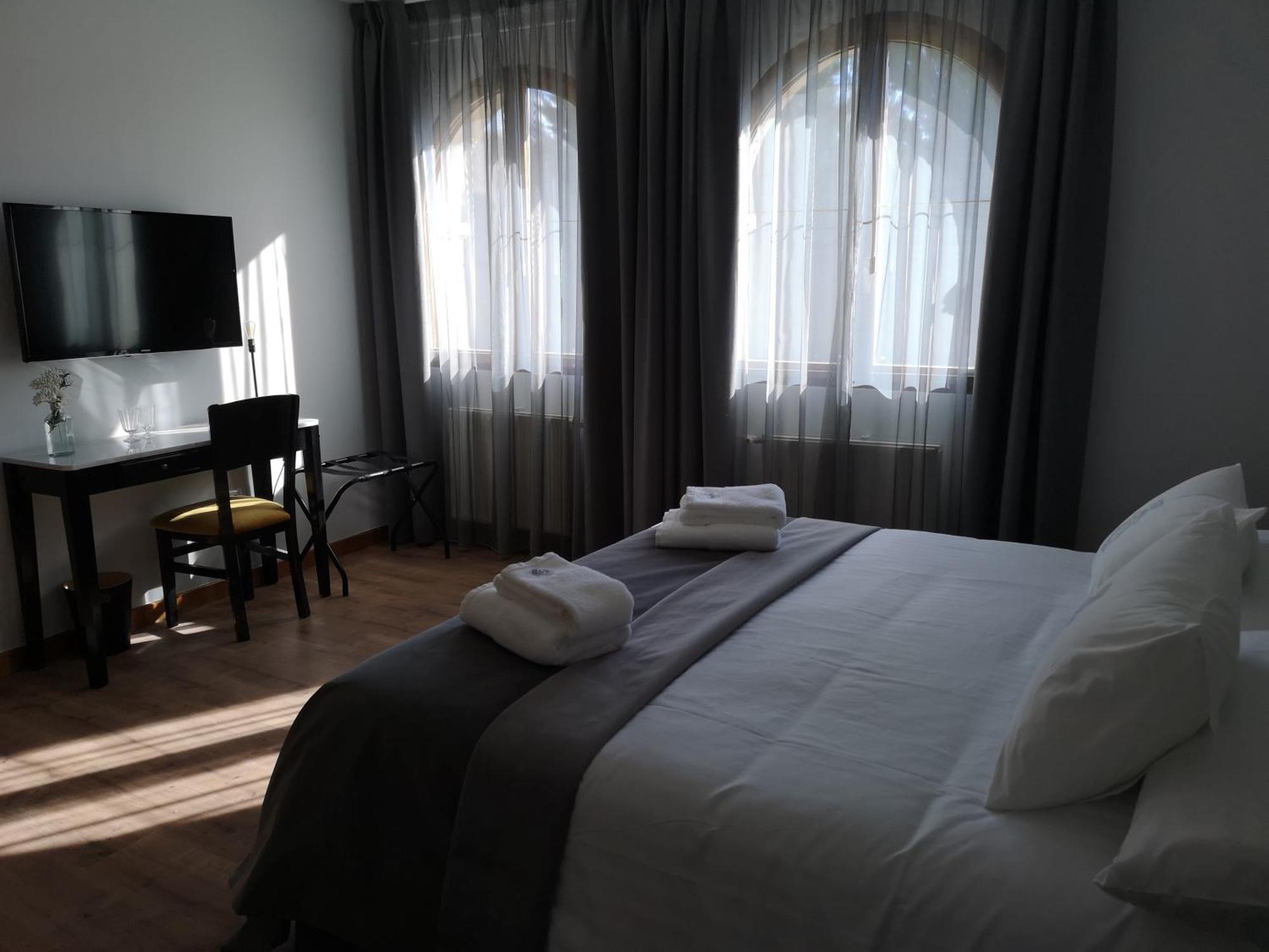 Hotel Monasterio De Tejeda Garaballa Buitenkant foto